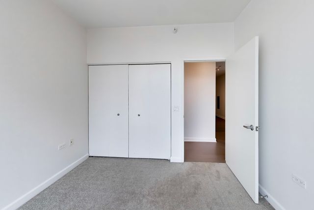 1629 S Prairie Avenue 805, Chicago, IL 60616