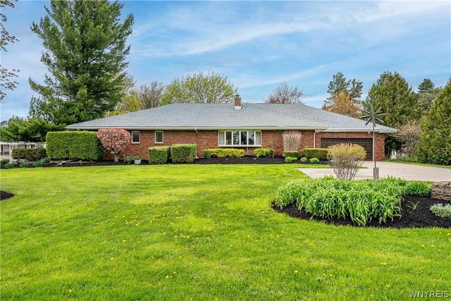 4115 Mapleton Road, Pendleton, NY 14094