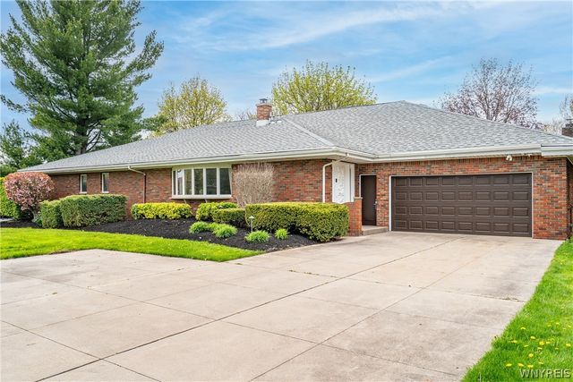4115 Mapleton Road, Pendleton, NY 14094