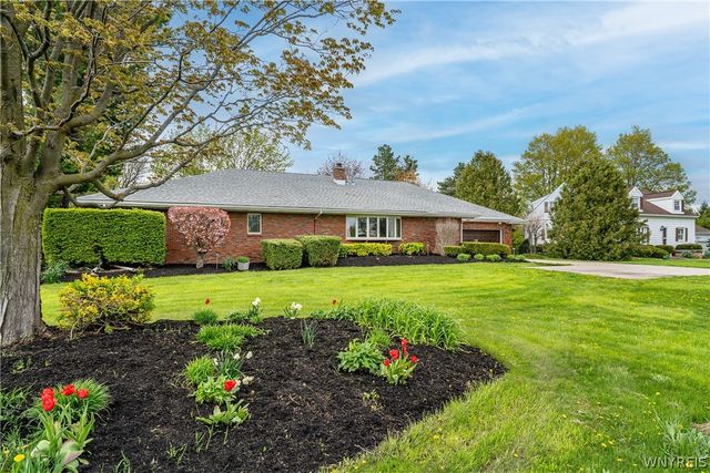 4115 Mapleton Road, Pendleton, NY 14094