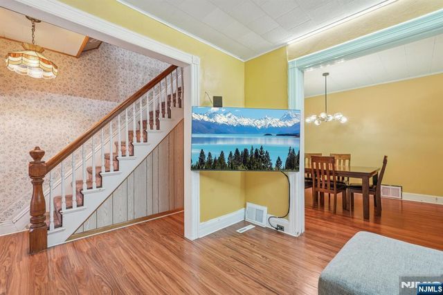 670 Devon Street, Kearny, NJ 07032