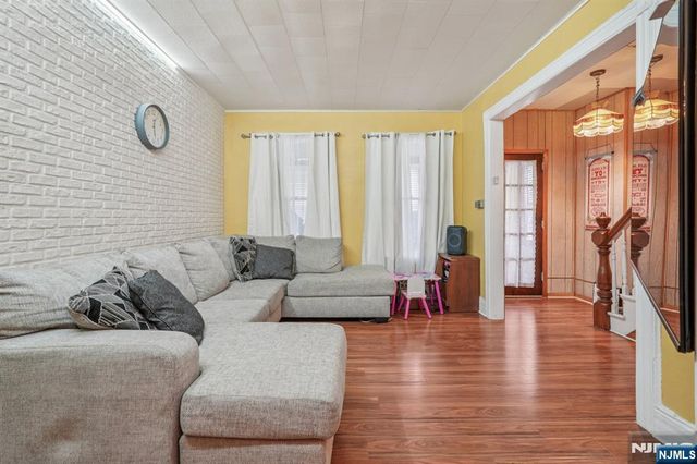 670 Devon Street, Kearny, NJ 07032