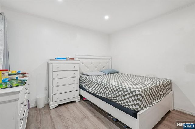 670 Devon Street, Kearny, NJ 07032