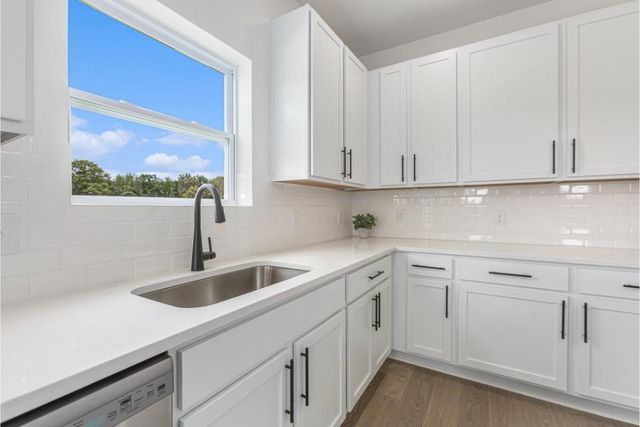 5820 Boxthorn Trail, Kalamazoo, MI 49009