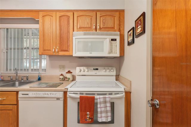 3411 NE 11TH TERRACE, Gainesville, FL 32609
