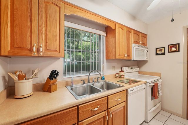 3411 NE 11TH TERRACE, Gainesville, FL 32609