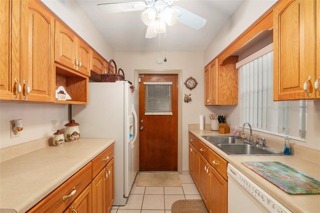 3411 NE 11TH TERRACE, Gainesville, FL 32609