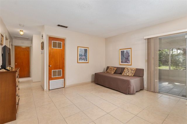 3411 NE 11TH TERRACE, Gainesville, FL 32609