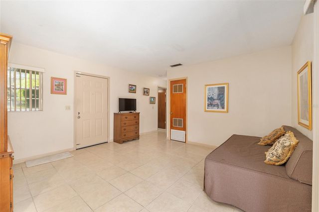 3411 NE 11TH TERRACE, Gainesville, FL 32609