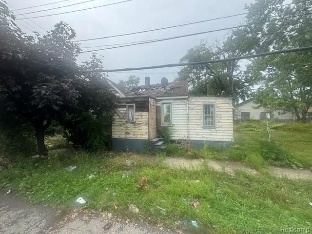 14846 Maddelein Street, Detroit, MI 48205