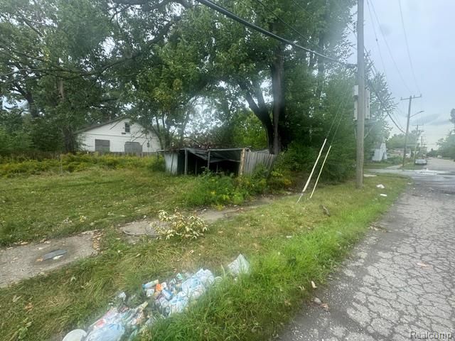 14846 Maddelein Street, Detroit, MI 48205