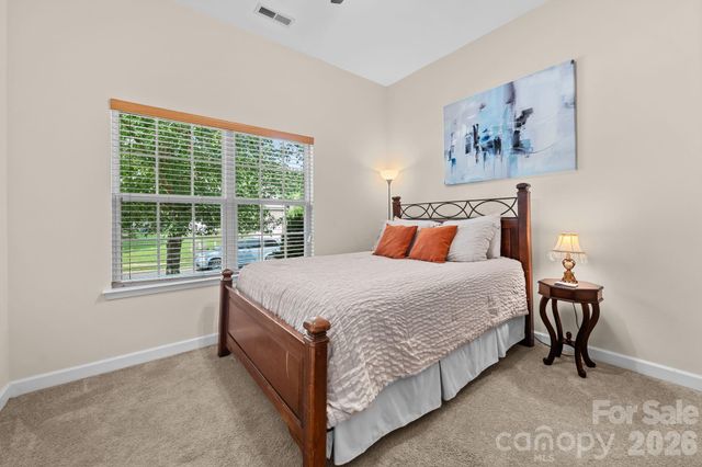 3813 Quiet Creek Circle, Charlotte, NC 28213