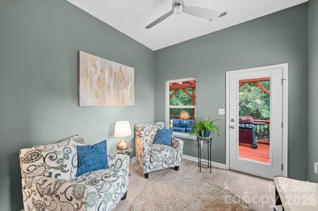 3813 Quiet Creek Circle, Charlotte, NC 28213