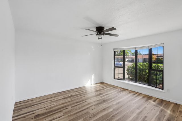 6917 Marilyn Avenue NE, Albuquerque, NM 87109