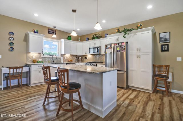 1432 Sawmill Rd., Crossville, TN 38555