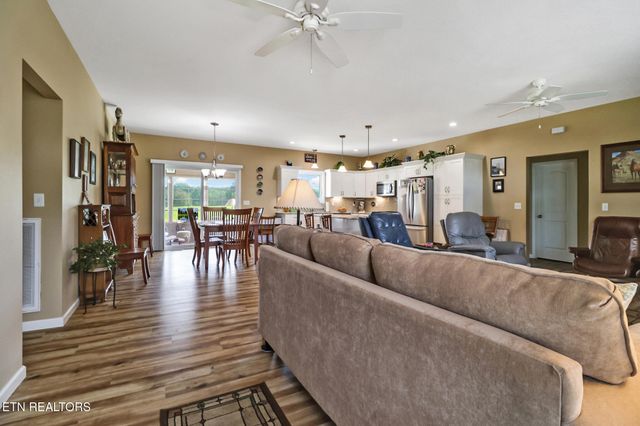 1432 Sawmill Rd., Crossville, TN 38555
