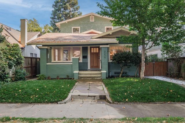 3279 D St, Sacramento, CA 95816