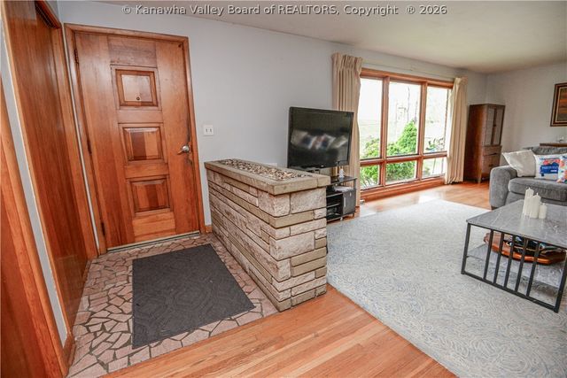 1214 Village Drive, South Charleston, WV 25309