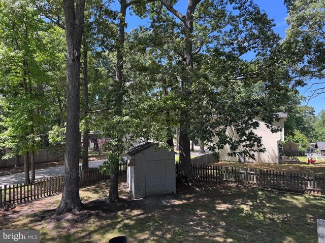 561 WHITE SANDS DR, Lusby, MD 20657