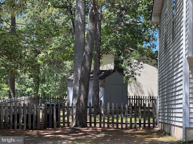 561 WHITE SANDS DR, Lusby, MD 20657