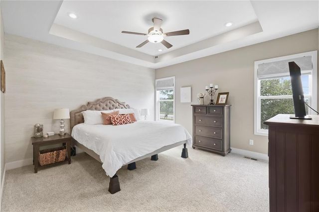 21807 W 46th Terrace, Shawnee, KS 66226