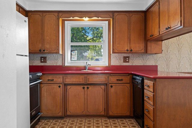 616 SARATOGA STREET, Green Bay, WI 54303