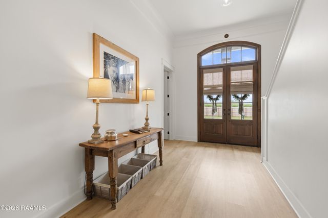 1147 Le Triomphe Parkway, Broussard, LA 70518