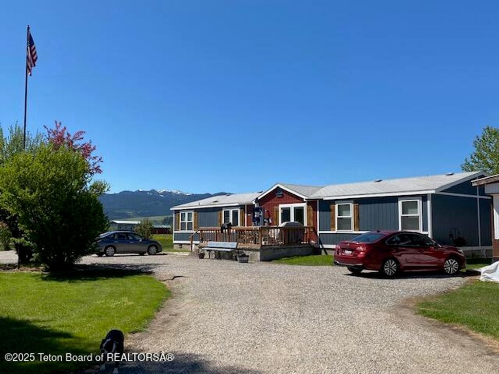 3026 SWAN VALLEY Highway, Swan Valley, ID 83449 photo 9