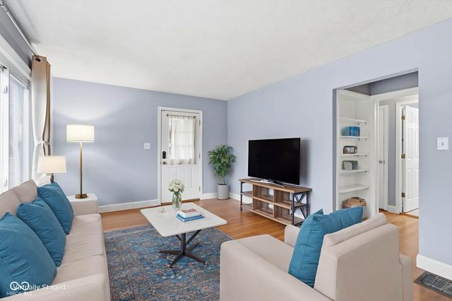 1424 Wallace Avenue, Indianapolis, IN 46201