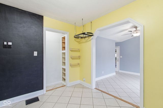 1424 Wallace Avenue, Indianapolis, IN 46201