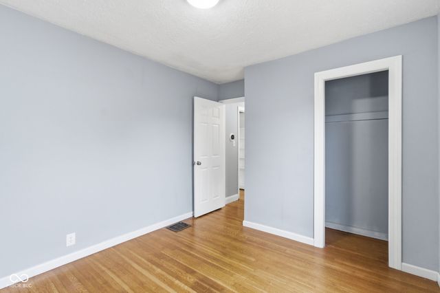 1424 Wallace Avenue, Indianapolis, IN 46201