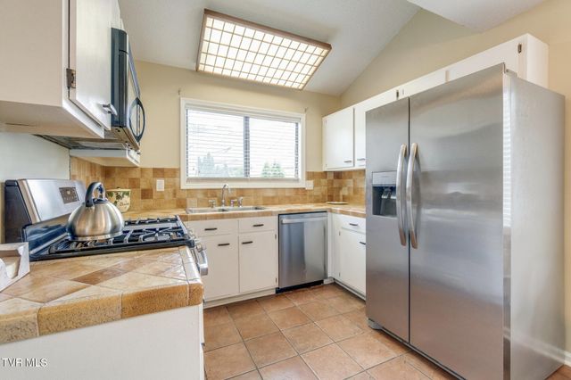 605 Redstone Drive Apt 21, Bristol, TN 37620