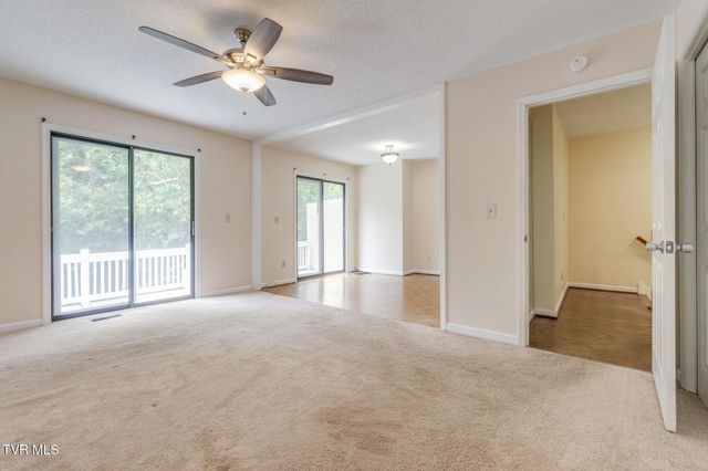 605 Redstone Drive Apt 21, Bristol, TN 37620