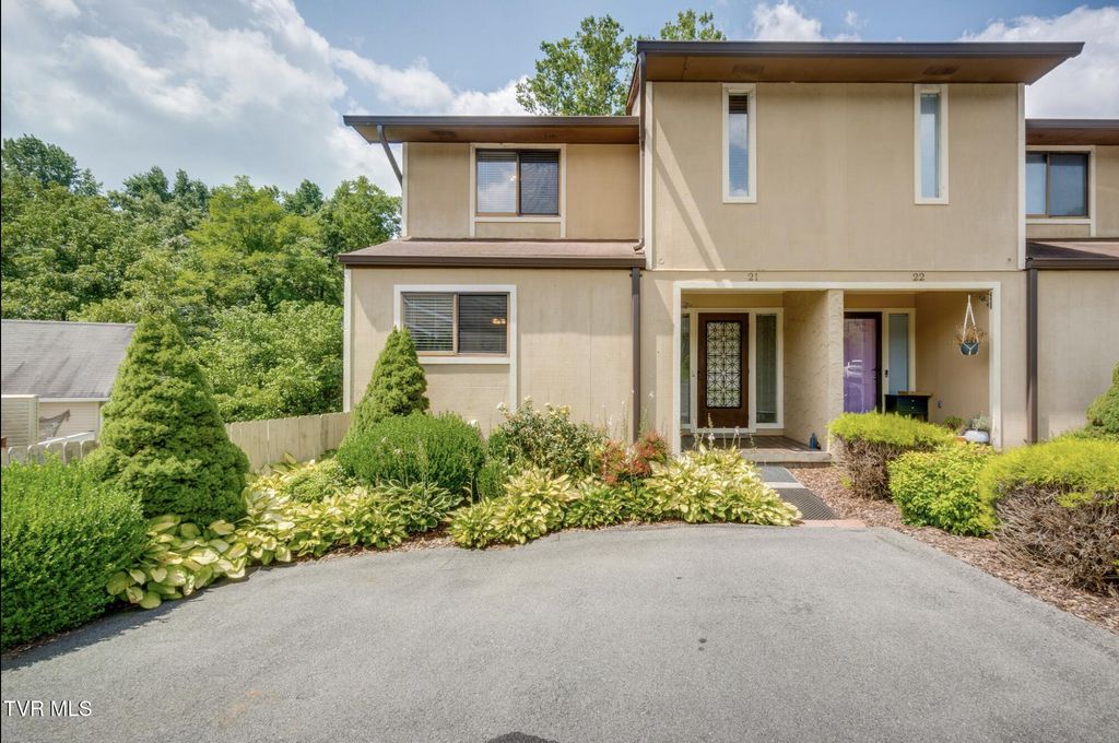 605 Redstone Drive Apt 21, Bristol, TN 37620