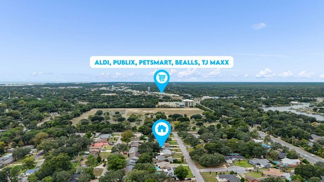 236 Pleasant Street, Fort Walton Beach, FL 32548