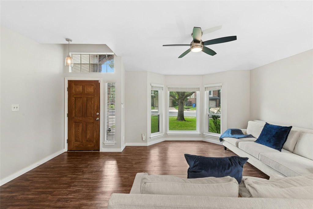 1202 Mattapan DR, Pflugerville, TX 78660