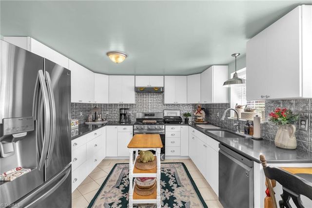 1067 Nc Highway 87, Reidsville, NC 27320