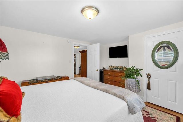 1067 Nc Highway 87, Reidsville, NC 27320