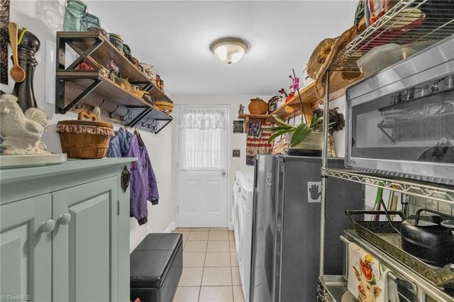 1067 Nc Highway 87, Reidsville, NC 27320