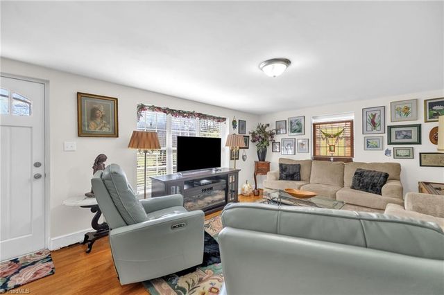 1067 Nc Highway 87, Reidsville, NC 27320