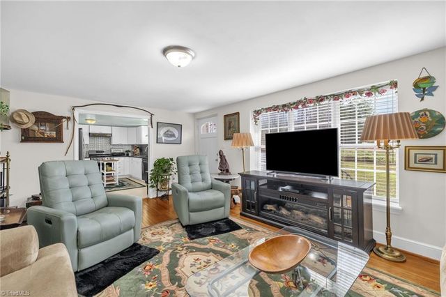 1067 Nc Highway 87, Reidsville, NC 27320