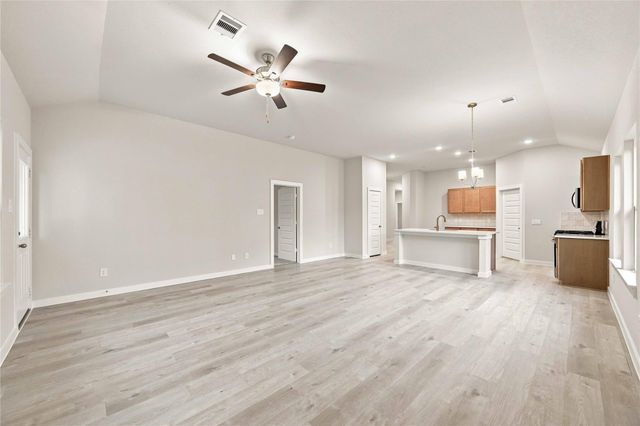 513 Johnson Street, Dayton, TX 77535