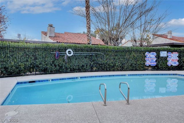 2457 El Paseo Circle, Las Vegas, NV 89121
