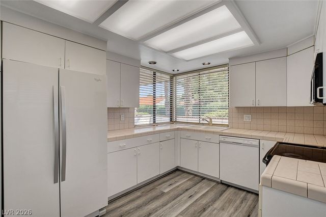 2457 El Paseo Circle, Las Vegas, NV 89121