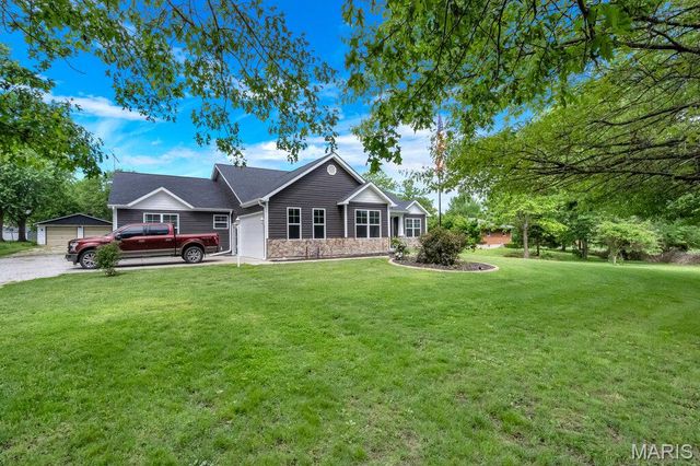 207 E Foreman Street, Jonesburg, MO 63351