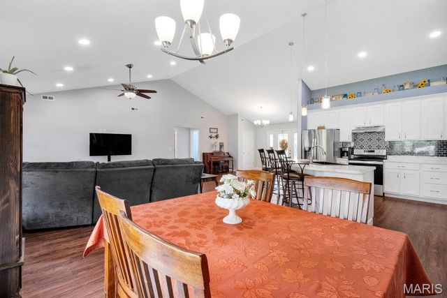 207 E Foreman Street, Jonesburg, MO 63351
