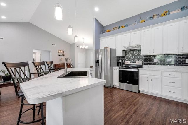 207 E Foreman Street, Jonesburg, MO 63351