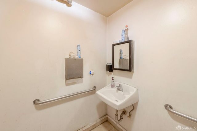 645 Clement Street, San Francisco, CA 94118
