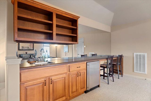 7600 Covered Bridge DR, Austin, TX 78736
