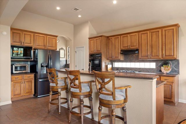 7600 Covered Bridge DR, Austin, TX 78736